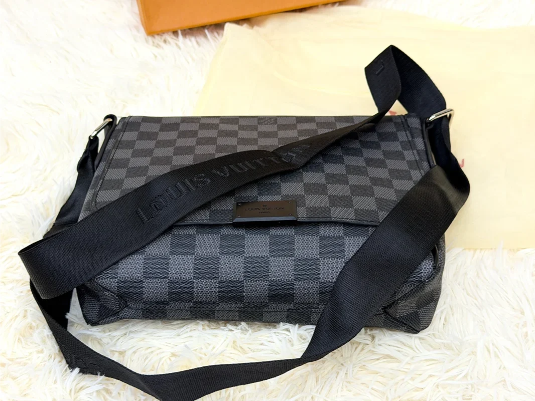 Louis Vuitton Damier Graphite Black Messenger Crossbody Bag