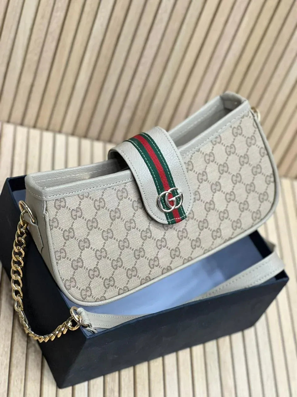 G crossbody - Bagsberry.pk