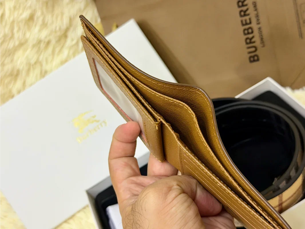 Burberry Check Belt & Wallet Gift Set with Signature B Buckle