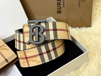 Burberry Check Belt & Wallet Gift Set with Signature B Buckle
