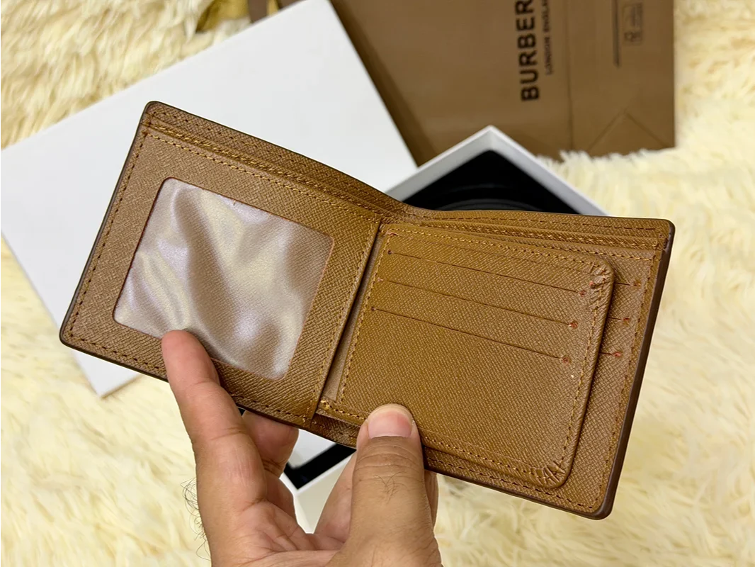 Burberry Check Belt & Wallet Gift Set with Signature B Buckle