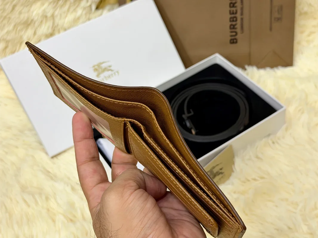 Burberry Check Belt & Wallet Gift Set with Signature B Buckle