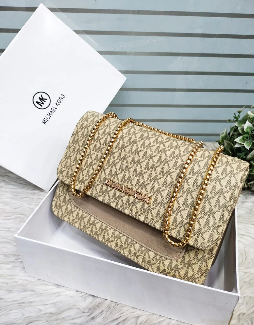 MK CROSSBODY