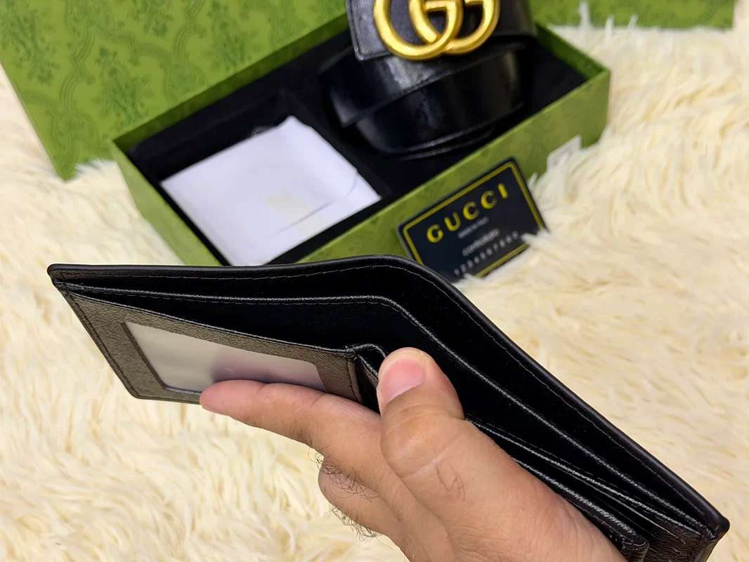 Gucci Black Belt Gift Set with Interchangeable GG Buckles