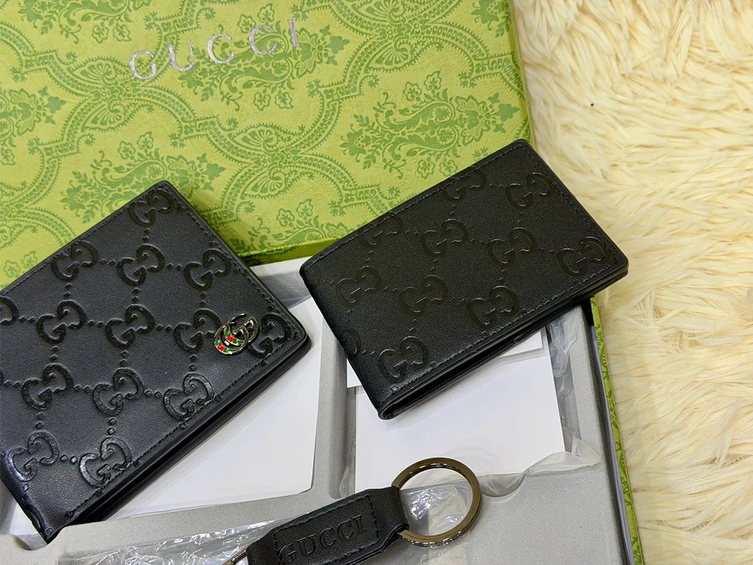 Gucci Black Embossed GG Pattern Wallet Gift Set with Card Holder & Keychain