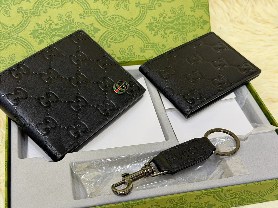 Gucci Black Embossed GG Pattern Wallet Gift Set with Card Holder & Keychain