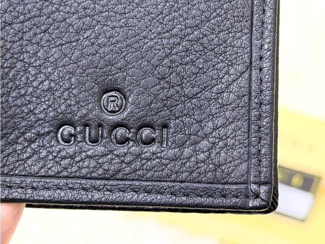 Gucci Black Wallet with Green & Red Web Stripe