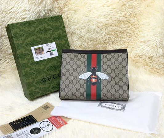 Gucci GG Supreme Bee Print Zip Pouch