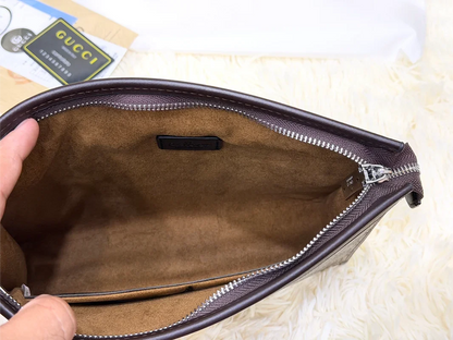 Gucci GG Supreme Beige Monogram Zip Pouch