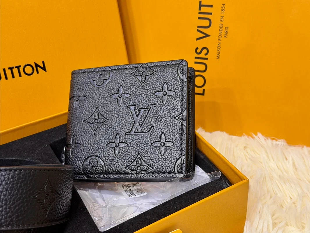 Louis Vuitton Black Belt & Wallet Gift Set with LV Buckle