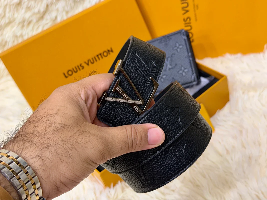 Louis Vuitton Black Belt & Wallet Gift Set with LV Buckle