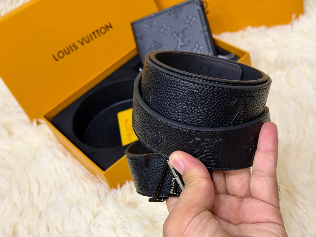Louis Vuitton Black Belt & Wallet Gift Set with LV Buckle