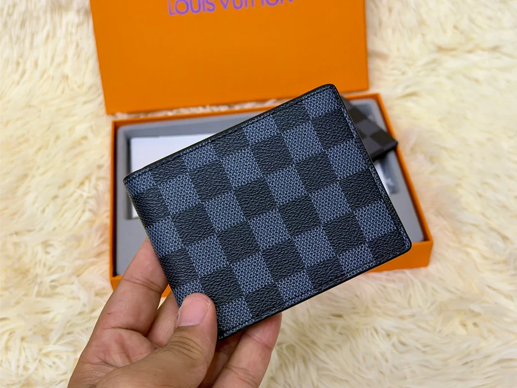 Louis Vuitton Blue Damier Pattern Wallet Gift Set with Card Holder & Keychain