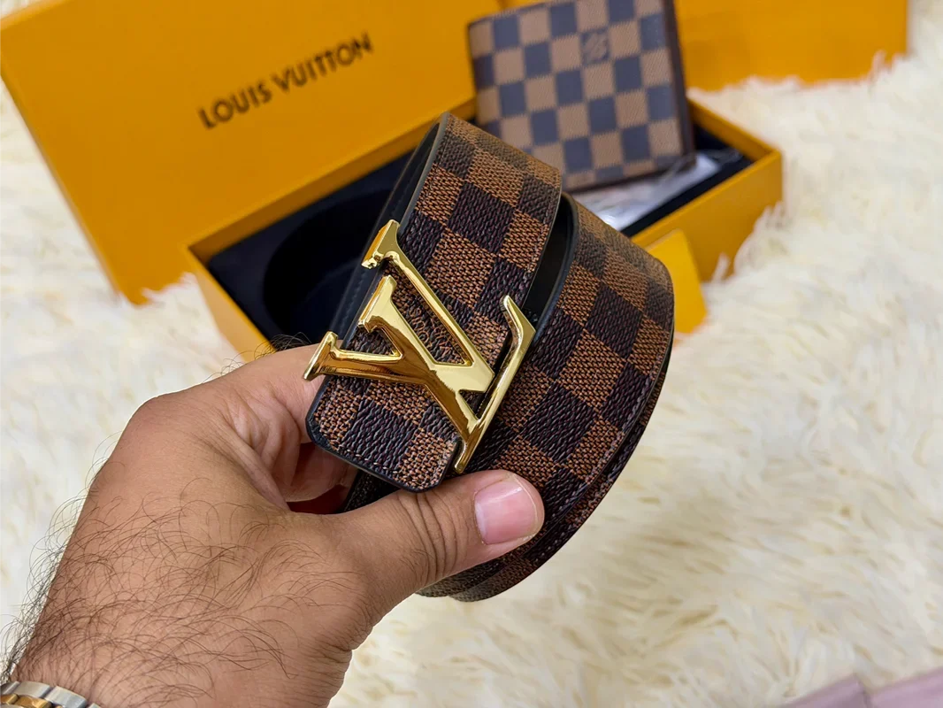 Louis Vuitton Brown Belt & Wallet Gift Set with LV Buckle