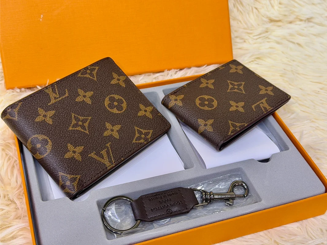 Louis Vuitton Brown Monogram Wallet Gift Set with Card Holder & Keychain