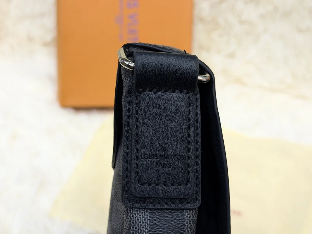Louis Vuitton Damier Graphite Black Messenger Crossbody Bag