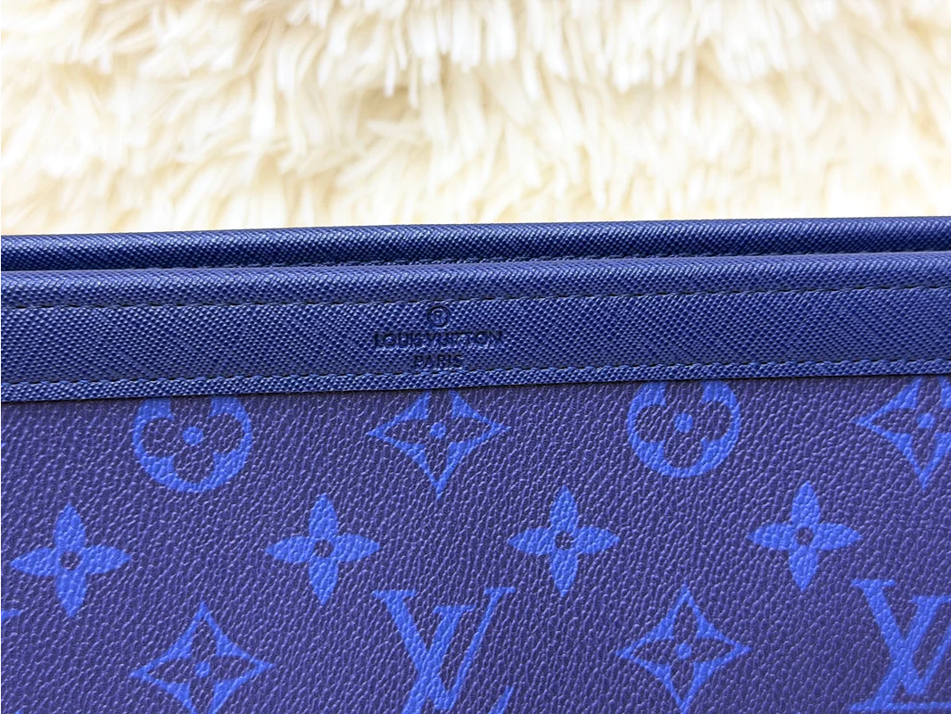Louis Vuitton Midnight Blue Monogram Zip Wristlet Pouch