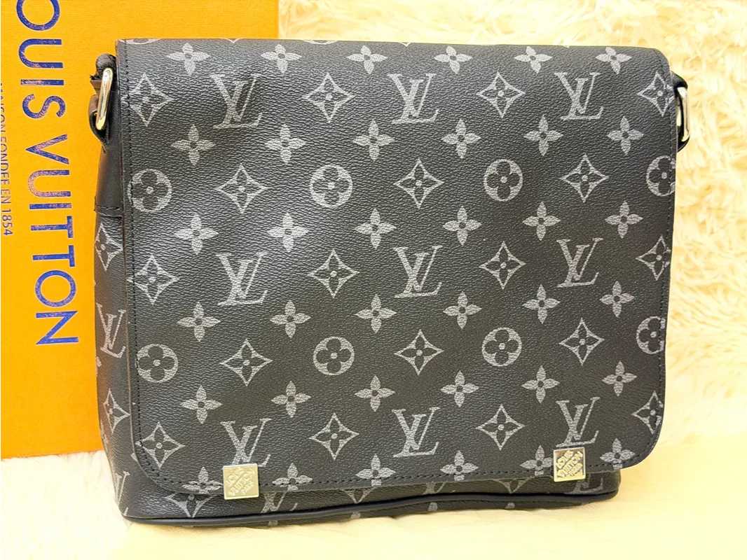 Louis Vuitton Monogram Black Messenger Crossbody Bag