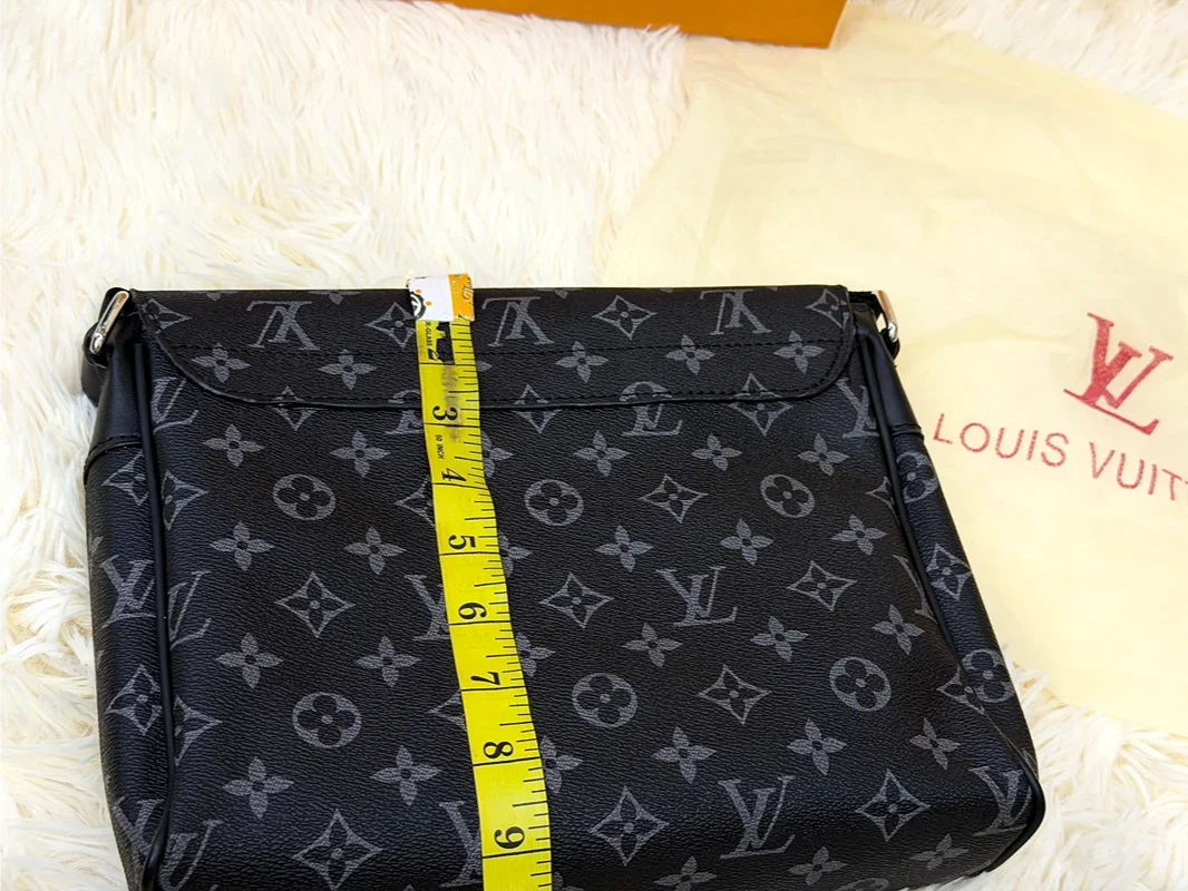 Louis Vuitton Monogram Black Messenger Crossbody Bag
