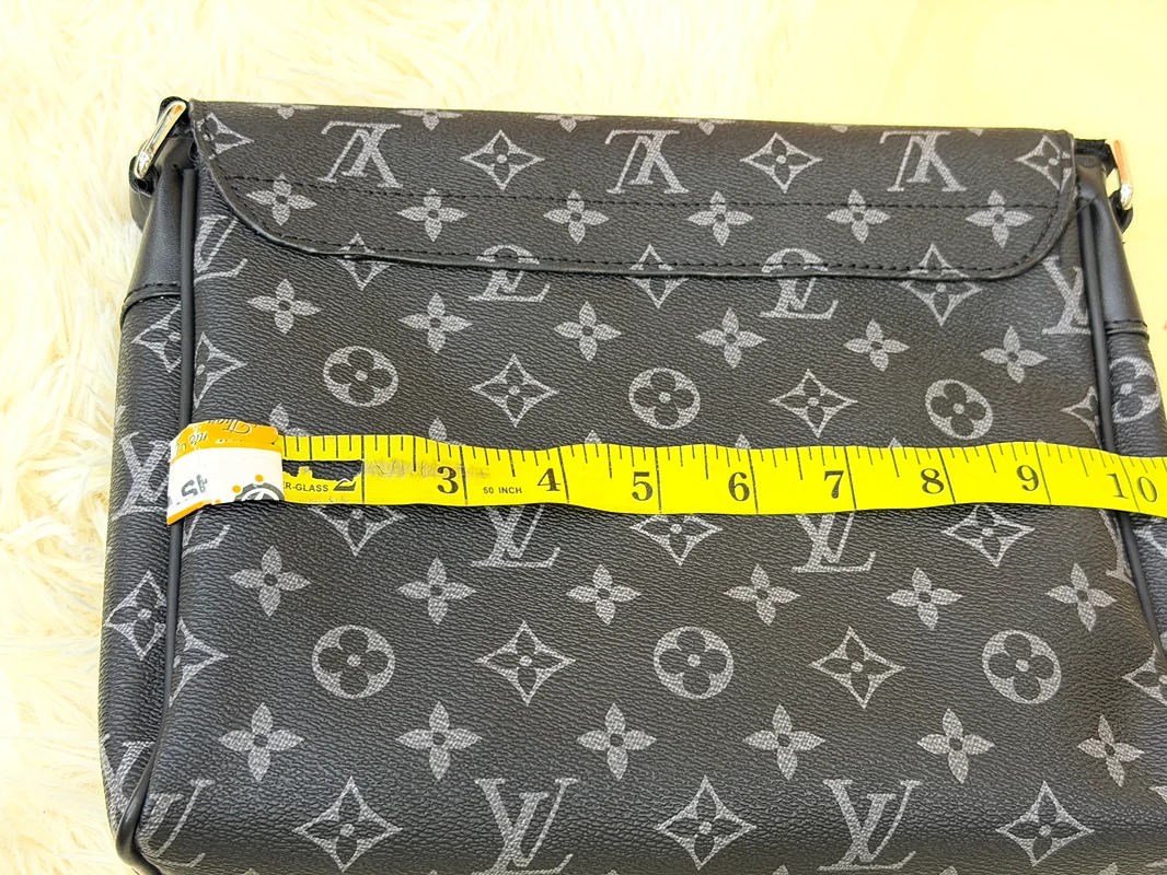 Louis Vuitton Monogram Black Messenger Crossbody Bag