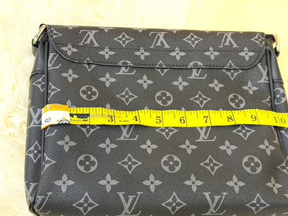 Louis Vuitton Monogram Black Messenger Crossbody Bag