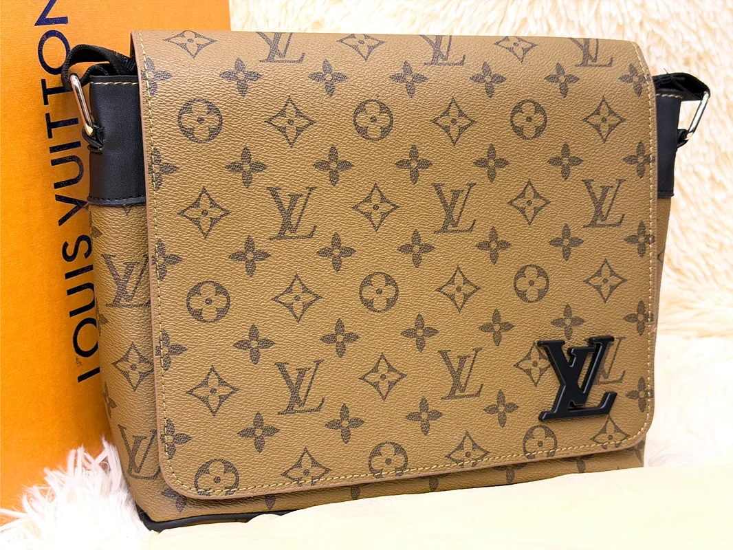 Louis Vuitton Monogram Khaki Flap Messenger Crossbody Bag