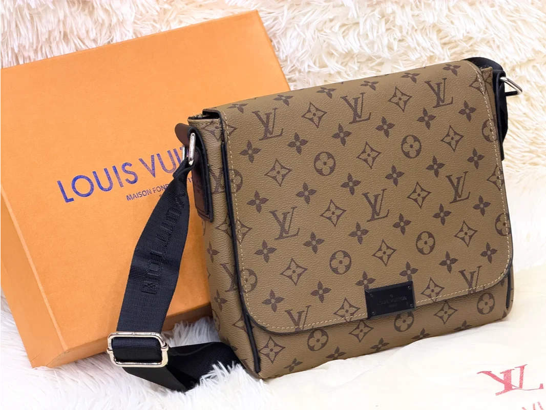 Louis Vuitton Monogram Messenger Crossbody Bag