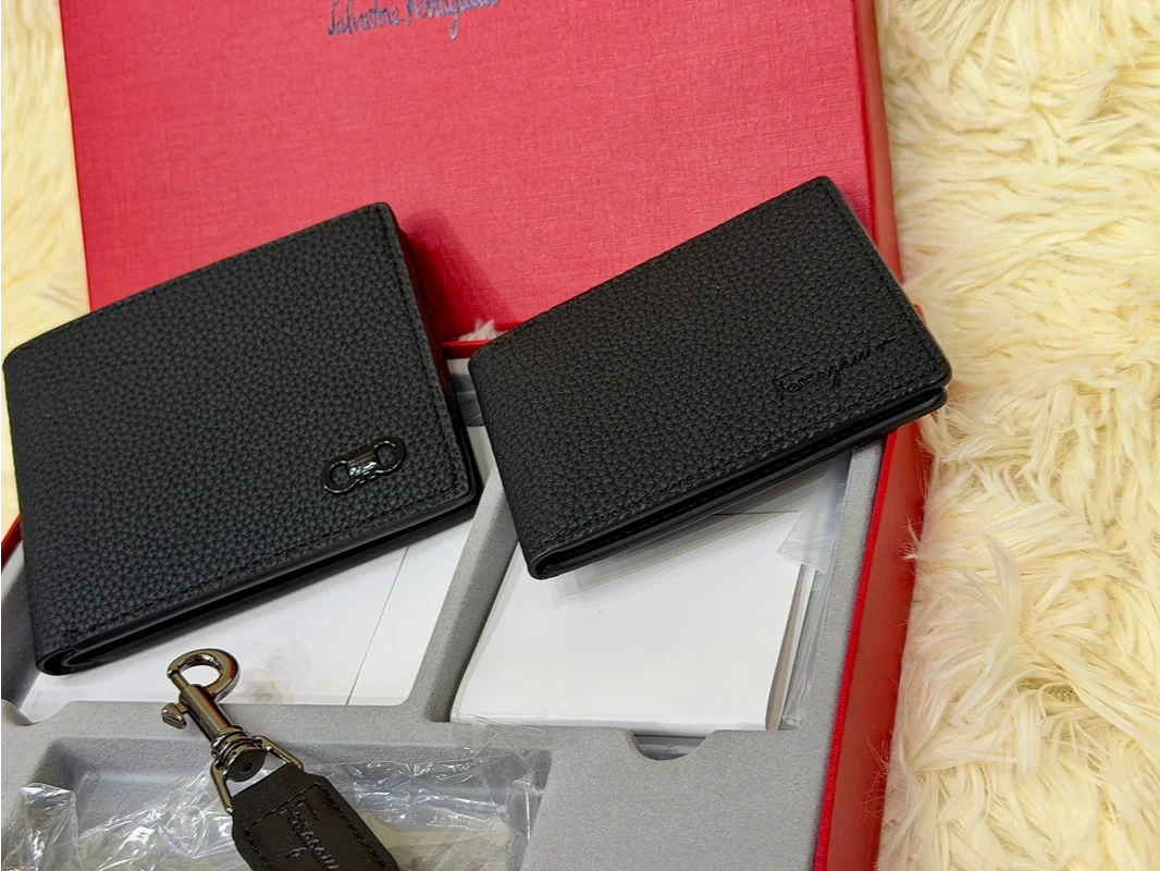 Salvatore Ferragamo Black Grain Textured Wallet Gift Set with Card Holder & Keychain