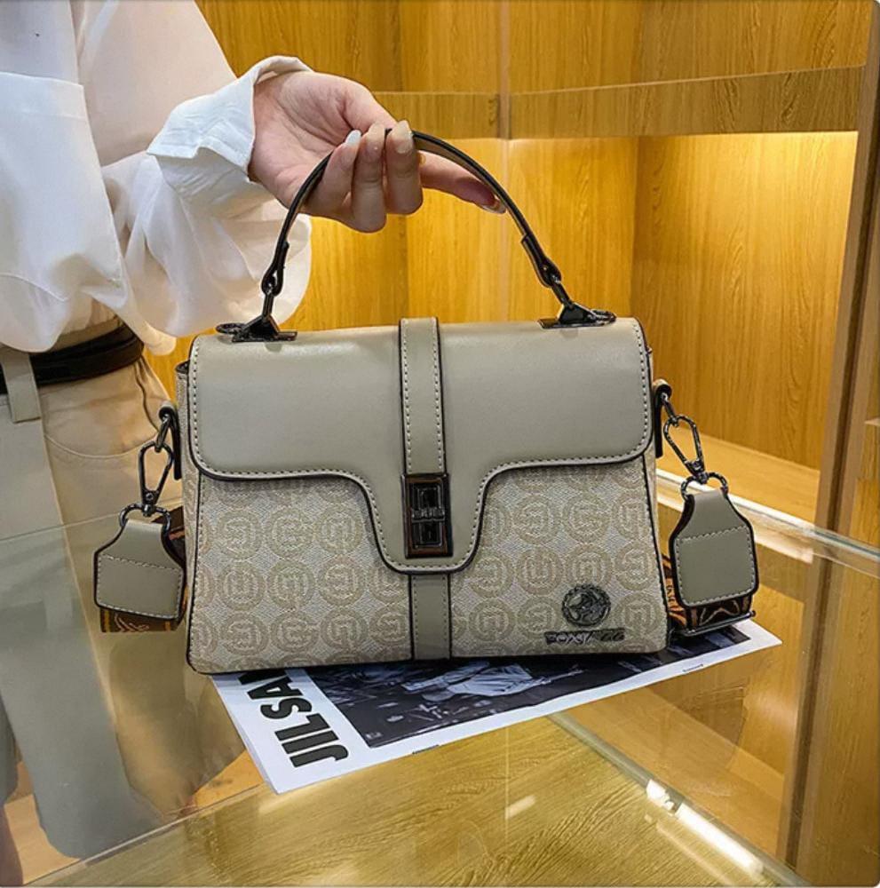 Aurila Crossbody